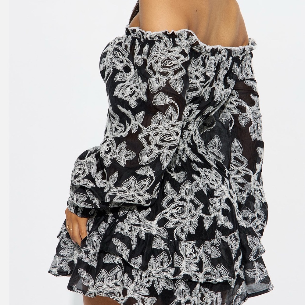 New women’s romper - Picture 2 of 4
